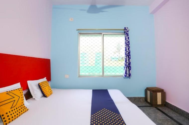 Hotel Alaka Puri Buitenkant foto